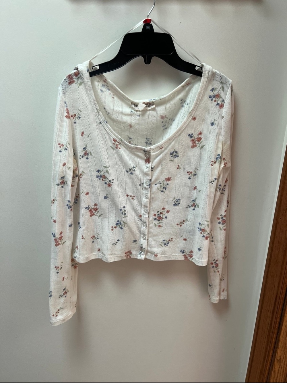 Pink Rose White Floral Pointelle Long Sleeve Henley Top Size Medium